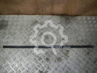 Накладка стекла переднего правого Nissan Murano I [Z50] 2002 - 2008