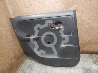 Обшивка двери задней левой Nissan Note I [E11] 2005 - 2013