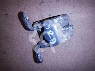 Петля двери Nissan Note I [E11] 2005 - 2013