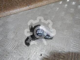 Петля двери Nissan Note I [E11] 2005 - 2013