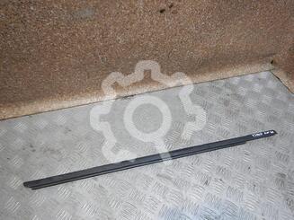 Накладка стекла заднего правого Nissan Note I [E11] 2005 - 2013