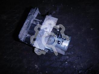 Блок ABS (насос) Nissan Note I [E11] 2005 - 2013