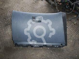 Бардачок Nissan Primera P12E c 2002 г.