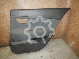 Обшивка двери задней правой Nissan Primera P12E c 2002 г.
