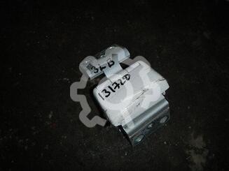 Петля двери задней Peugeot Partner 1997 - 2012