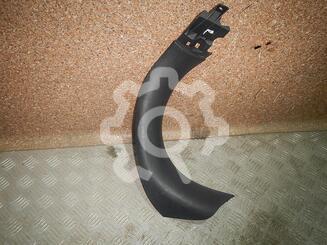 Обшивка двери багажника Peugeot 308 2007 - 2015