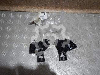 Кронштейн форсунки омывателя фары Peugeot 308 2007 - 2015