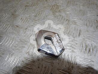 Эмблема Renault Logan I 2004 - 2015