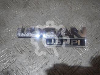 Эмблема Renault Logan I 2004 - 2015