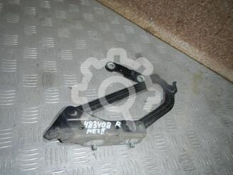 Петля крышки багажника Renault Megane II 2002 - 2009