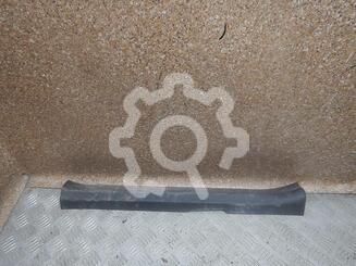 Накладка порога (внутренняя) Toyota Auris (E15) 2006 - 2012