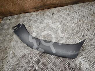Обшивка двери багажника Toyota Auris (E15) 2006 - 2012