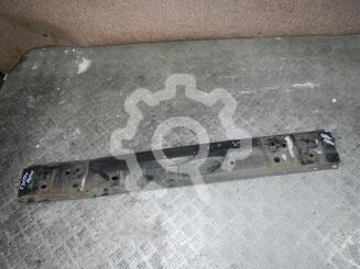 Усилитель заднего бампера Toyota Auris (E15) 2006 - 2012