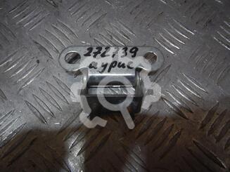 Петля двери багажника Toyota Auris (E15) 2006 - 2012