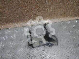 Кронштейн КПП Toyota Auris (E15) 2006 - 2012