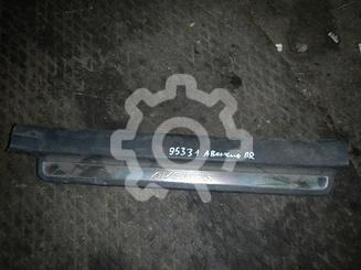 Накладка порога (внутренняя) Toyota Avensis II 2003 - 2008
