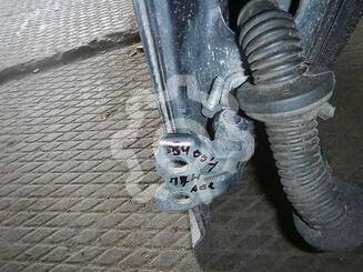 Петля двери передней Toyota Avensis II 2003 - 2008