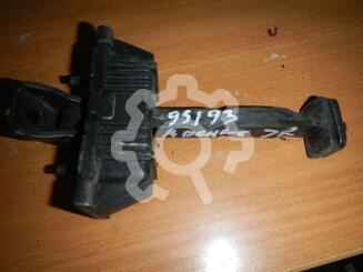 Ограничитель двери Toyota Avensis II 2003 - 2008