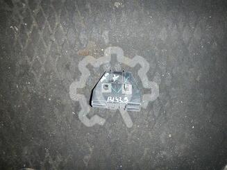 Кронштейн бампера заднего Toyota Avensis II 2003 - 2008