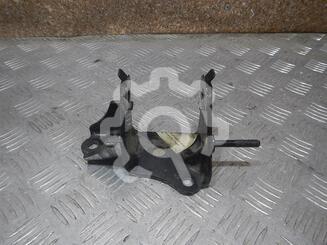 Кронштейн КПП Toyota Avensis II 2003 - 2008