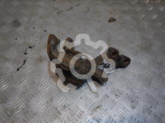Кулак поворотный передний правый Toyota Avensis II 2003 - 2008