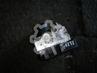 Блок ABS (насос) Toyota Camry V [XV30] 2001 - 2006