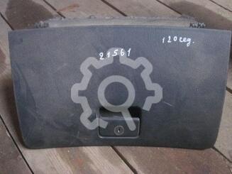 Крышка (дверца) бардачка Toyota Corolla IX [E120, E130] 2000 - 2007