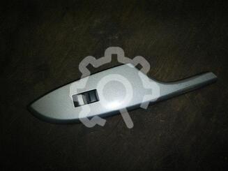 Накладка двери Toyota Corolla X [E14, E150] 2006 - 2013