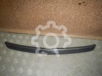 Накладка решетки радиатора Toyota Corolla X [E14, E150] 2006 - 2013