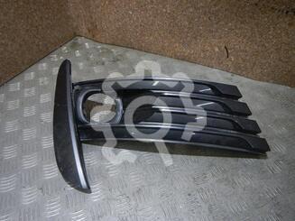 Решетка в бампер Toyota Corolla XI [E160, E170] 2012 - н.в.