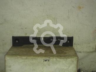 Накладка (кузов внутри) Toyota Corolla Verso I 2001 - 2007