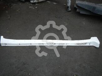 Накладка порога (наружная) Toyota Land Cruiser [200] 2007 - 2021