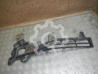 Решетка в бампер Toyota Land Cruiser [200] 2007 - 2021