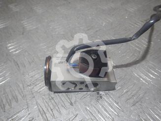 Клапан кондиционера Toyota Land Cruiser [200] 2007 - 2021