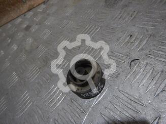 Подушка радиатора Toyota RAV 4 II [XA20] 2000 - 2006