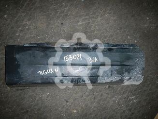 Молдинг двери задней правой Volkswagen Tiguan I 2007 - 2016