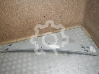 Усилитель переднего бампера Toyota Yaris 2005 - 2011