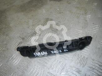 Кронштейн бампера переднего Toyota Yaris 2005 - 2011
