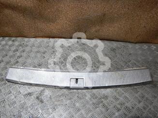 Обшивка багажника Volkswagen Touareg I 2002 - 2010
