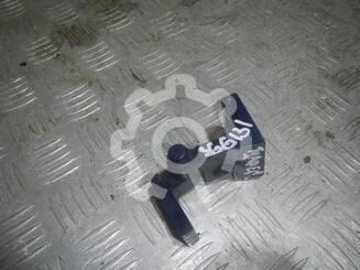 Петля двери Volkswagen Touareg I 2002 - 2010