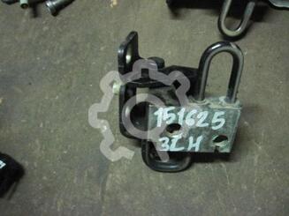 Петля двери передней Volkswagen Golf V 2003 - 2009