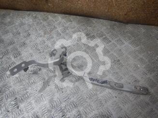 Петля двери багажника Volkswagen Touareg I 2002 - 2010