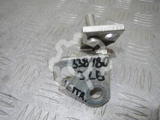 Петля двери задней Volkswagen Jetta V 2005 - 2011