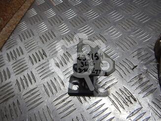 Петля двери задней Volkswagen Jetta V 2005 - 2011