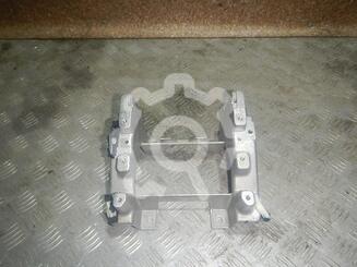 Кронштейн (сопут. товар) Volkswagen Touareg I 2002 - 2010