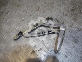 Петля крышки багажника Volkswagen Jetta V 2005 - 2011