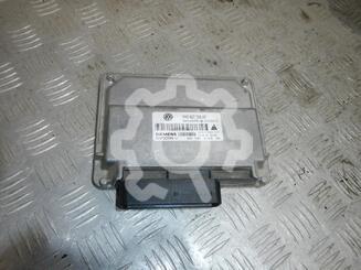 Блок электронный Volkswagen Touareg I 2002 - 2010