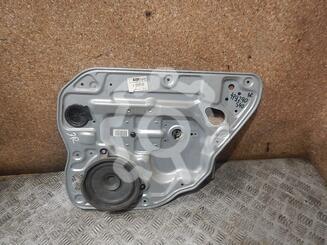 Стеклоподъемник задний правый Volvo S40 II 2004 - 2012