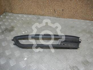 Решетка в бампер Volkswagen Passat [B8] с 2015 г.