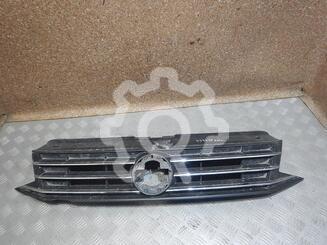 Накладка решетки радиатора Volkswagen Polo V (Sedan RUS) 2011 - 2020